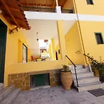 Costa-rini Apart Otel 2*