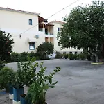 Aparthotel Costa-rini Leonidio
