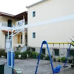 Apart Otel Costa-rini Leonídion