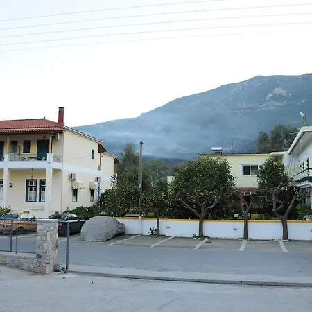 Apartahotel Costa-rini