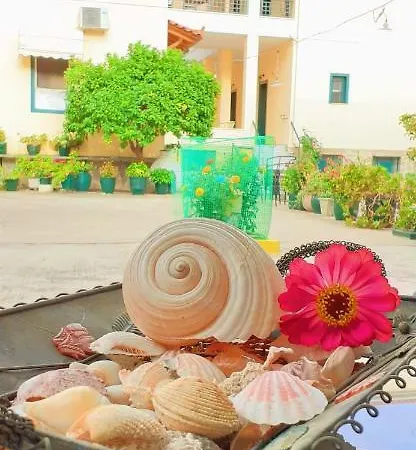 Costa-rini Leonídion