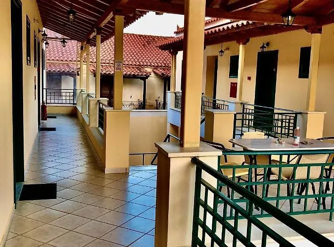 Costa-rini Lägenhetshotell 2*