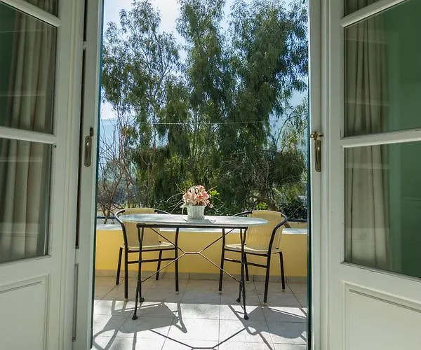 κoσταρίνι Ξενοδοχείο με διαμερίσματα