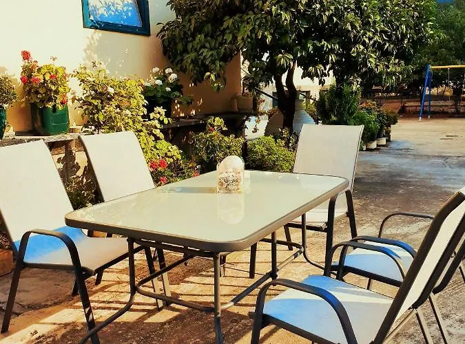 κoσταρίνι Ξενοδοχείο με διαμερίσματα